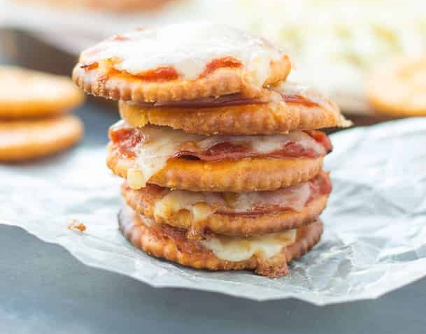Pizza Crackers